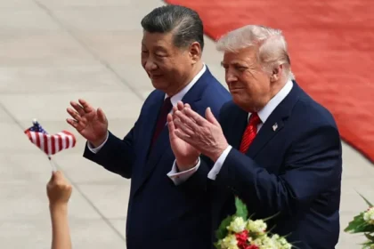 Trump Visit to China Focuses on Trade Tensions and Taiwan Warning