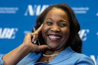 Supreme Court blocks Trump's attempt to fire Federal Reserve governor Lisa Cook