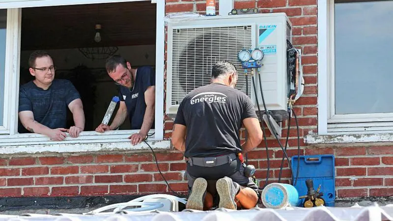 France Air Conditioning Debate