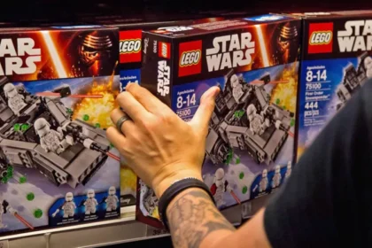 Missing Star Wars Lego collection sparks legal fight and online theories