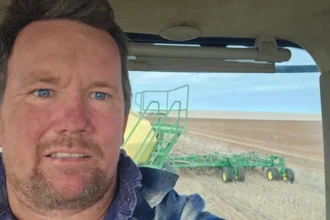Farmers in Western Australia face a worsening mouse plague after a record harvest and summer rain created ideal feeding conditions