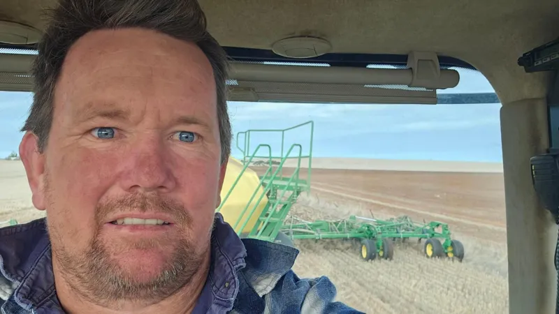 Farmers in Western Australia face a worsening mouse plague after a record harvest and summer rain created ideal feeding conditions