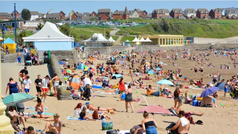 Teen suffers life changing injury after Barry Island attack A 17 year old boy from Cardiff has had his leg amputated after being stabbed during an incident at Barry Island on 25 May. Police confirmed the injury turned out to be far more serious than doctors first believed. Emergency treatment and critical condition The teenager was rushed to the University Hospital of Wales in Cardiff, where he received urgent care. Medical staff initially did not expect the injury to be life threatening or permanently disabling. His condition later worsened, leading to the decision to amputate his leg. Police investigation continues South Wales Police said the teenager remains in critical care support during recovery. Officers are reviewing hundreds of hours of CCTV footage from the area and are also working to identify and speak with witnesses who may have seen what happened. Suspect released on bail An 18 year old man from Cardiff was arrested on suspicion of causing serious harm with intent. He has been released on bail while police continue their enquiries. Family receiving support Investigating officers described the situation as deeply distressing for the victim and his family. A specially trained family liaison officer has been assigned to support them during this difficult time.