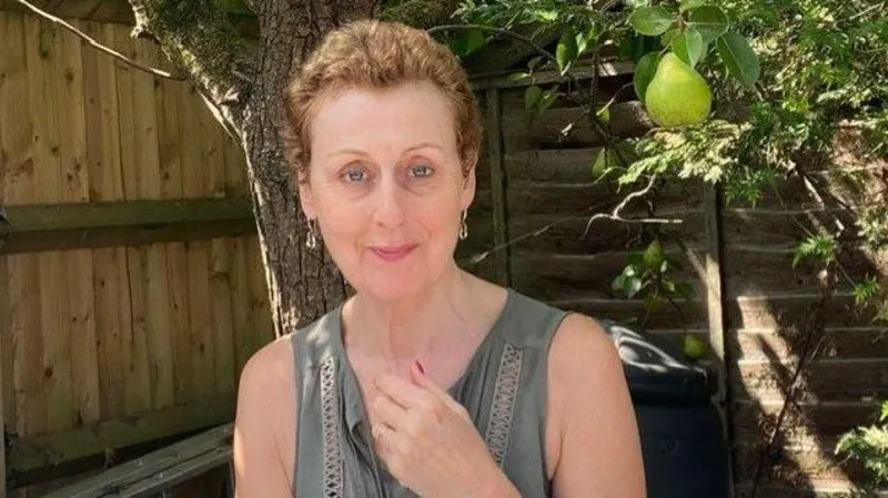 Mirvetuximab soravtansine, a new ovarian cancer treatment on the NHS, extends life and improves daily living by targeting cancer cells directly while reducing side effects.