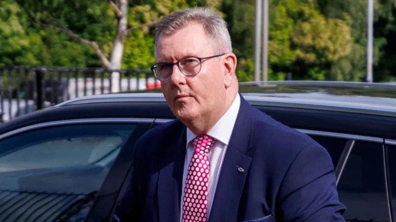 Prosecutors in Sir Jeffrey Donaldson sex abuse trial told the jury the alleged abuse can no longer be ignored. Defence argues jury must