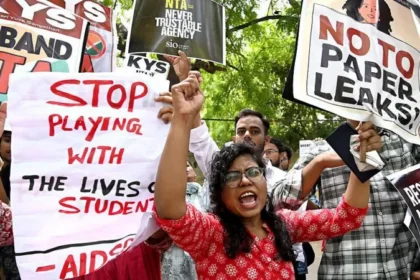India Temporarily Blocks Telegram Ahead of NEET UG Re Examination Over Cheating Concerns Background of the Exam Issue India is dealing with fresh controversy around the NEET UG medical entrance test. Authorities cancelled the May exam after claims of a paper leak sparked protests across the country. More than 2.28 million students had taken the test at thousands of centres. The exam will now be conducted again on June 21. The National Testing Agency said it acted after serious concerns about unfair practices linked to the previous attempt. Government Action on Telegram The Ministry of Electronics and Information Technology ordered a temporary restriction on Telegram in India until June 22. Officials believe cheating networks used the app to target students. The National Testing Agency said groups on Telegram helped organize exam fraud. Authorities also asked for limits on message editing until June 30. They said edited messages were used to mislead students and create fake proof of leaked papers. Investigation and Arrests Cybercrime teams removed many Telegram channels, groups, and bots that were allegedly offering exam papers or fake access. The Indian Cyber Crime Coordination Centre worked with education officials during the action. Police have already arrested more than a dozen people linked to the case. Investigators also found reports of scammers demanding large sums of money from students and families by promising access to exam material. Public Reaction and Concerns The decision to restrict Telegram has divided opinion. Some support it as a quick step to stop cheating networks. Others argue it does not solve the root problem of exam security. Many critics say the issue needs stronger long term reforms in testing systems rather than temporary platform bans. Students and parents remain anxious as the retest date approaches. What Happens Next Telegram has not released an official statement yet. The restriction timeline suggests the block may be temporary, lasting only around the exam period. Authorities say investigations are still active, and more action may follow if additional fraud networks are uncovered.