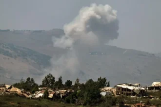 Israel Intensifies Strikes in Southern Lebanon Amid US Criticism Ongoing Cross Border Violence Escalates Israeli forces carried out new air and drone strikes in southern Lebanon, according to Lebanese state media. The attacks hit several areas, including Mansouri, Aaziyyeh, Nabatieh al Fawqa, and Kfar Tebnit. Several people were injured. Israel has not issued a direct comment on these latest strikes. However, its military confirmed that five of its soldiers were injured in a drone attack carried out by Hezbollah, the Iran backed armed group operating from Lebanon. Political Pressure From United States US President Donald Trump publicly criticized Israel’s actions in Lebanon. Speaking at an international summit in France, he said Israel needed to act more responsibly in the region. He also said the conflict with Hezbollah has continued for too long and warned that civilian suffering is increasing. Trump stated he maintains a strong relationship with Israel’s leadership but disagreed with recent military decisions. Regional Tensions Around US Iran Agreement The strikes come after a reported US Iran understanding aimed at reducing wider regional conflict. Pakistan has said the agreement also includes steps related to Lebanon. Despite this, violence between Israel and Hezbollah has continued since the announcement. Both sides have exchanged attacks, including rockets and air strikes. Earlier strikes on Beirut added further pressure on diplomatic efforts to stabilize the situation. Leadership Statements and Escalation Risks Israeli Prime Minister Benjamin Netanyahu said Israeli forces would remain in Lebanon as long as necessary. Iran’s military leadership warned Israel of a strong response if attacks in southern Lebanon continue. Lebanon’s health ministry reports that more than 3,800 people have died since the conflict escalated. The figures include both fighters and civilians. Israeli officials report casualties on both sides of the border, including soldiers and civilians. Background of the Conflict The conflict intensified after Hezbollah launched rockets toward Israel following earlier regional tensions involving Iran. Israel responded with widespread air strikes and ground operations in southern Lebanon. Since then, cross border fighting has continued, drawing in regional and international attention.