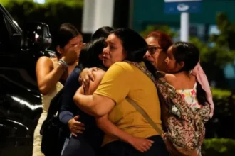 A suspected gang leader was shot dead in a bold flower bouquet ambush outside Guayaquil airport in Ecuador, sparking renewed concerns over rising gang violence in the country.