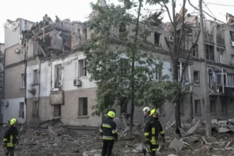 Ukraine rescuers pull dead from rubble after Russian strikes kill 22 people