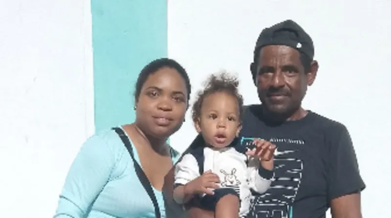 A two year old boy who survived six days trapped beneath the rubble of his home has become a symbol of hope in Venezuela after rescue teams pulled him to safety. His aunt has now promised to care for him while the search for his missing parents continues. Kleiber Moran was rescued from the remains of his family home in La Guaira during an overnight operation carried out by an international rescue team. His survival has inspired people across the country as thousands of families continue to face the heartbreaking effects of the devastating earthquakes. Officials described the rescue as a rare moment of hope during an ongoing disaster that has claimed thousands of lives and left many people missing. Aunt Promises to Protect Her Nephew Twenty three year old Andreína Sarmiento rushed to the hospital after learning that her nephew had been rescued alive. She said the emotional moment overwhelmed her, and she immediately traveled to be by his side. Andreína shared that she will care for Kleiber with all the love and support she can give until her sister is found. Although she has never been a mother, she said she feels responsible for protecting the young boy during this difficult time. She explained that her sister often joked that Kleiber was like her own son. Those memories now make her determination even stronger as the family waits for more news. Child Recovering Well in Hospital Doctors say Kleiber escaped without any broken bones despite spending nearly a week trapped beneath collapsed concrete. He only suffered minor scratches on his arms and legs. When he first arrived at the hospital, the toddler was frightened and cried constantly. After receiving medical care and rest, his condition improved quickly. Andreína said he now talks to her, gives her little kisses, and points to the places where he still feels pain. He is spending his recovery surrounded by toys and other children who also survived the earthquake. Search Continues for Missing Parents While the family celebrates Kleiber's remarkable survival, they remain deeply worried about his parents, Ana Luz and Carlos, who are still missing. Rescue teams continue searching through damaged buildings in the hope of finding more survivors. Every successful rescue brings renewed determination to families waiting for news of their loved ones. For Andreína, joy and sadness exist side by side. She feels grateful that her nephew survived, yet she continues to pray that her sister and brother in law will also be found alive. The rescue of the young boy has become a powerful reminder that hope can still emerge even after days beneath the rubble.