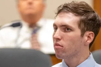 The Charlie Kirk murder case reveals new court details as roommate Tyler Twiggs tells investigators that suspect Tyler Robinson allegedly confessed and left a note after the shooting.