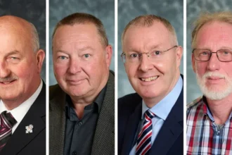Four councillors quit after vote for rapist taxi driver to keep operator licence