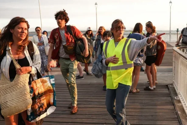 Wildfires in France and Spain have forced thousands to evacuate as extreme heat and strong winds continue to spread the flames.