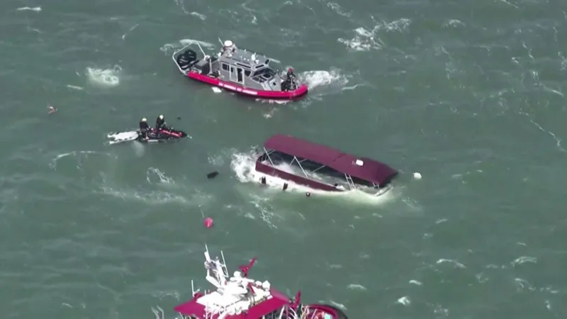 Boat capsizes near Alcatraz Island
