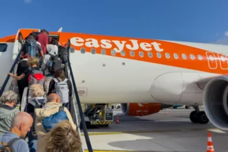 EasyJet Staff Protected After Apollo Deal
