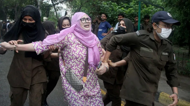 Legal Concerns Over Pakistan Media Rules