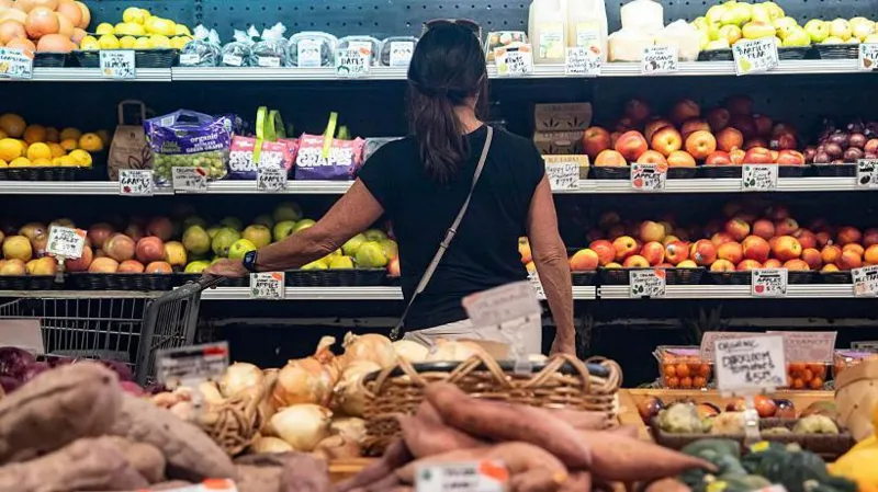 Experts Say Inflation Is Cooling Gradually