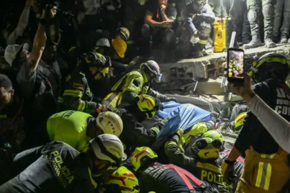 Daniela Largo was rescued alive after spending more than 35 hours under rubble following Colombia's magnitude 7.4 earthquake in Pereira.
