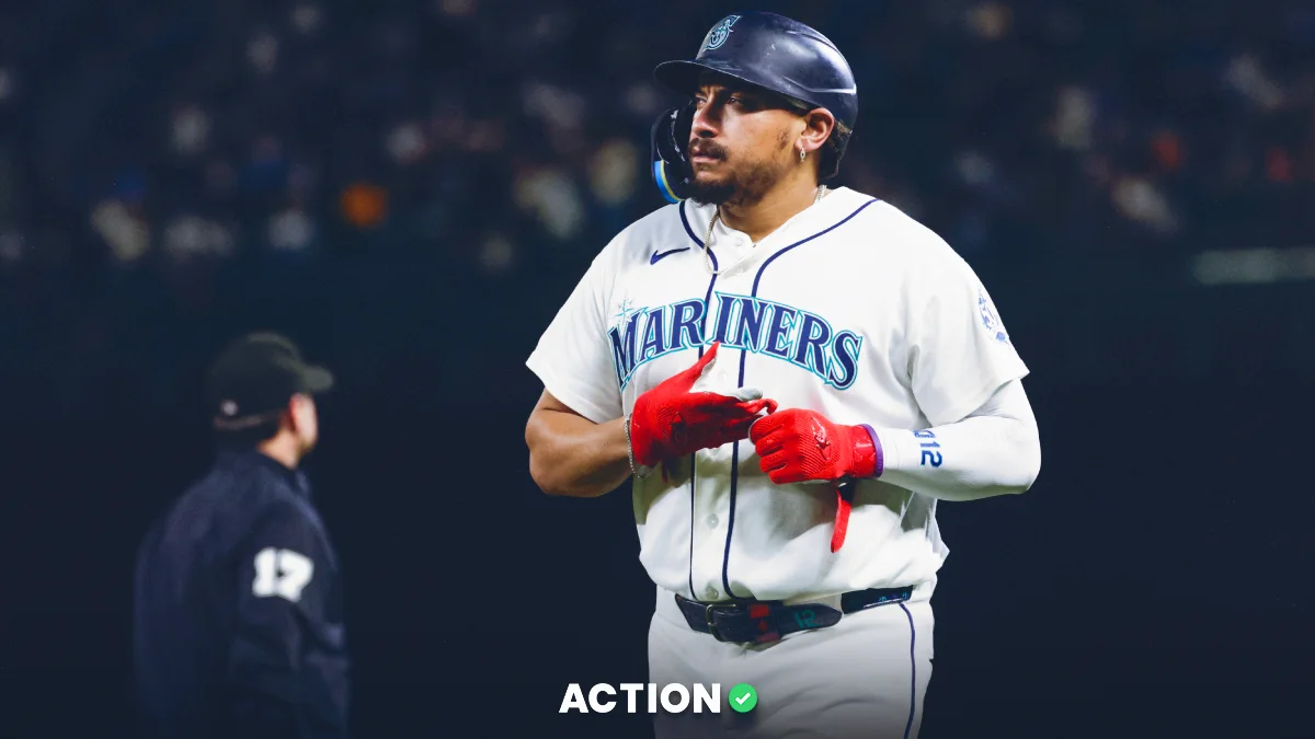 Houston Astros and Seattle Mariners players during a 2026 MLB matchup