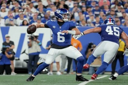 Caleb Williams, Jayden Daniels and Jaxson Dart facing NFL Week 3 injury concerns