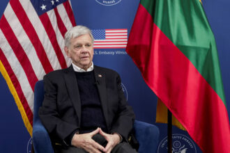 Released Belarus prisoners arriving in Vilnius after negotiations with the United States