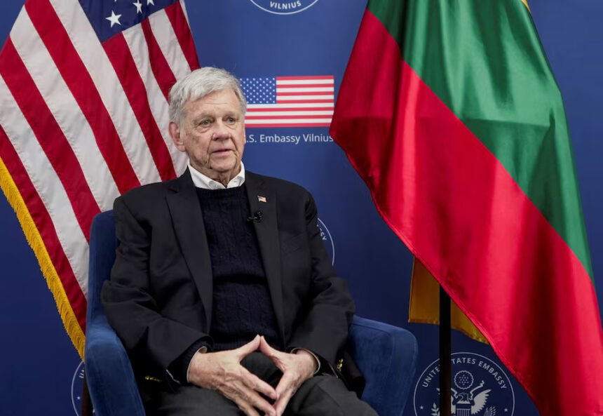 Released Belarus prisoners arriving in Vilnius after negotiations with the United States