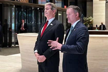 U.S. and Chinese officials discuss an AI incident notification system during talks in New York.