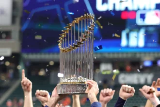 Milwaukee Brewers players celebrate their comeback victory over the Tampa Bay Rays in World Series Game 2.